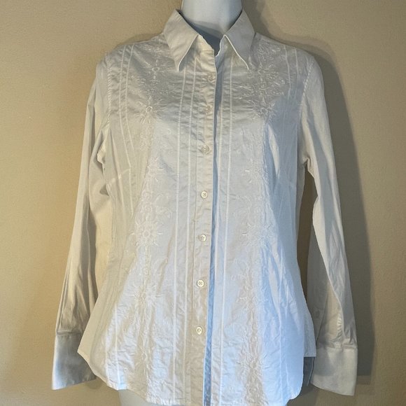 Peck & Peck White Embroidered Button Down Shirt M Floral Trim Long Sleeve Blouse - Picture 1 of 8
